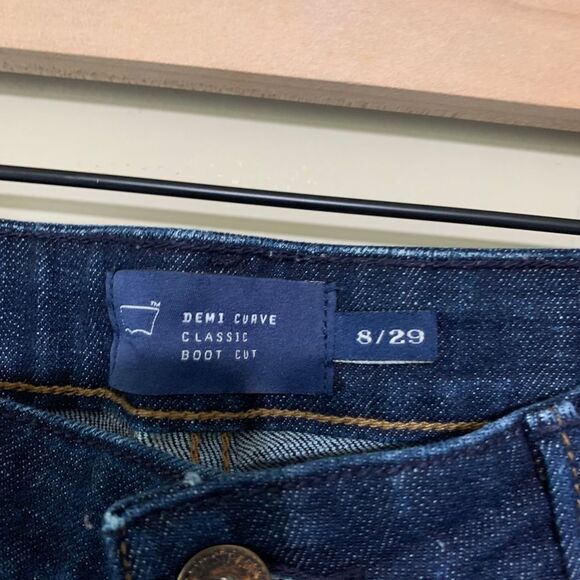 Levi's Demi Curve Classic Bootcut Dark Wash Jeans 8/29 - Picture 2 of 4